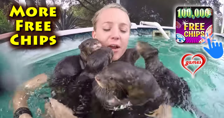 otter-hugs